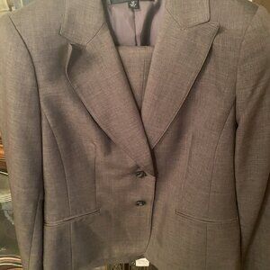 NINE WEST PANTS SUIT GRAY COLOR SIZE 12 PC 2